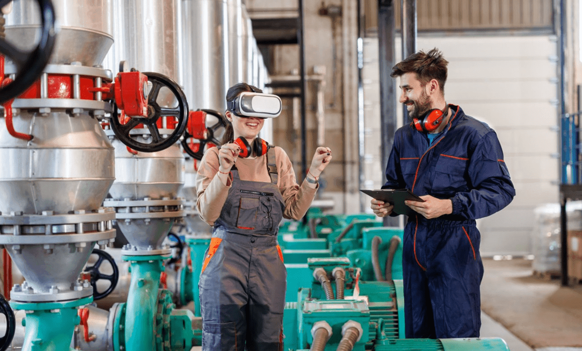 student-and-instructor-experiencing-heat-exchanger-in-vr